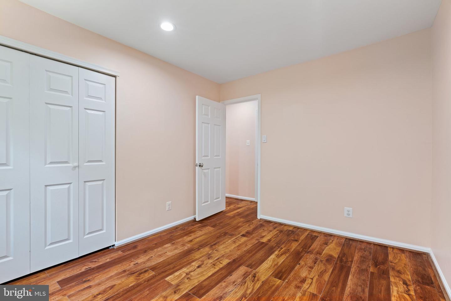 8281 CLIFTON FARM CT, ALEXANDRIA, Virginia 22306, 3 Bedrooms Bedrooms, 3 Rooms Rooms,3 BathroomsBathrooms,Residential,For sale,8281 CLIFTON FARM CT,VAFX2252338 MLS # VAFX2252338