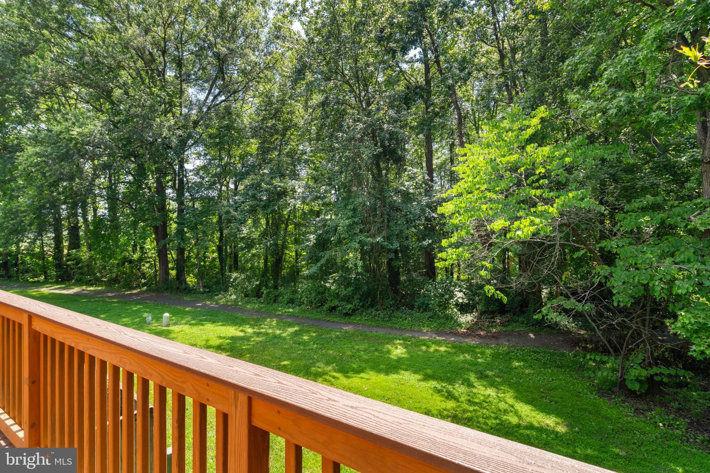 8281 CLIFTON FARM CT, ALEXANDRIA, Virginia 22306, 3 Bedrooms Bedrooms, 3 Rooms Rooms,3 BathroomsBathrooms,Residential,For sale,8281 CLIFTON FARM CT,VAFX2252338 MLS # VAFX2252338