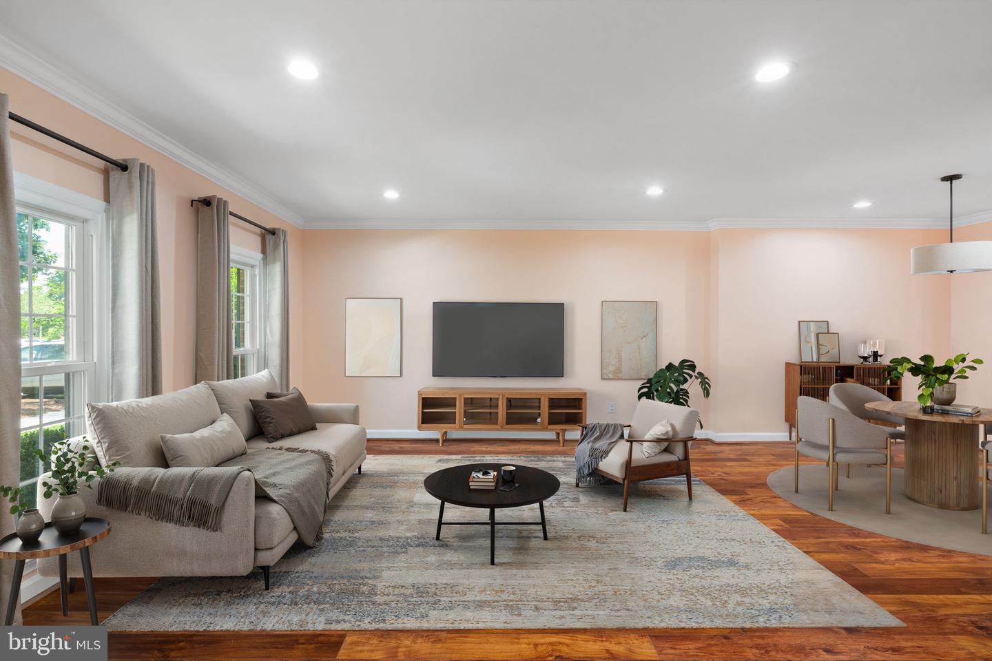 8281 CLIFTON FARM CT, ALEXANDRIA, Virginia 22306, 3 Bedrooms Bedrooms, 3 Rooms Rooms,3 BathroomsBathrooms,Residential,For sale,8281 CLIFTON FARM CT,VAFX2252338 MLS # VAFX2252338