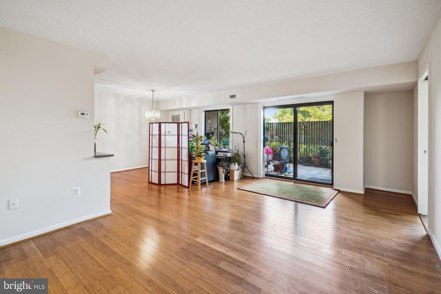200 N PICKETT ST #108, ALEXANDRIA, Virginia 22304, 2 Bedrooms Bedrooms, ,2 BathroomsBathrooms,Residential,For sale,200 N PICKETT ST #108,VAAX2047004 MLS # VAAX2047004