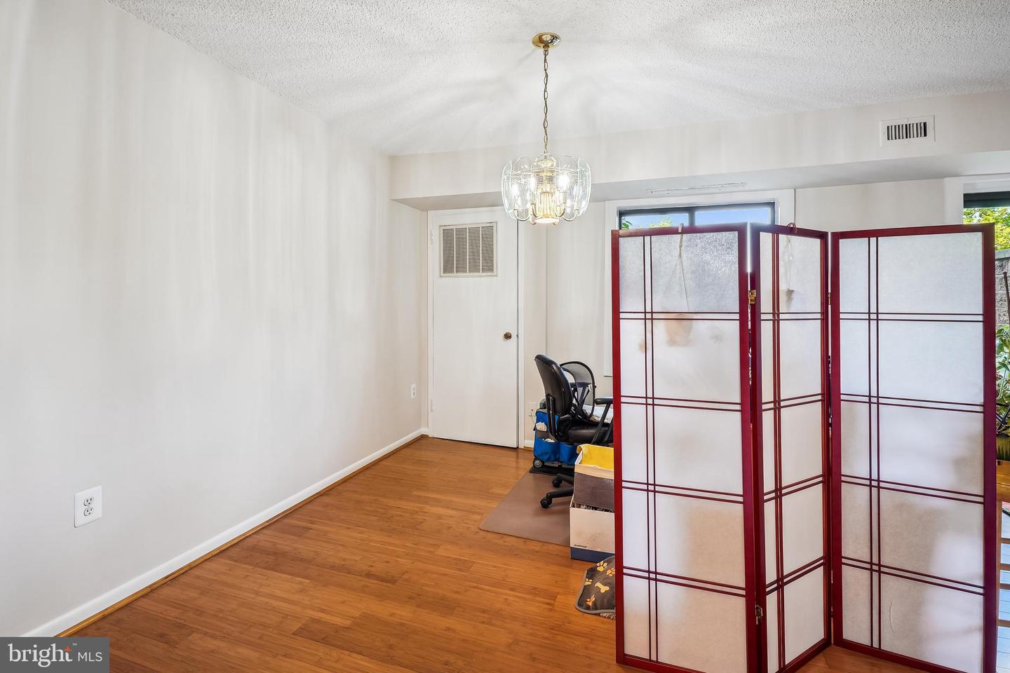 200 N PICKETT ST #108, ALEXANDRIA, Virginia 22304, 2 Bedrooms Bedrooms, ,2 BathroomsBathrooms,Residential,For sale,200 N PICKETT ST #108,VAAX2047004 MLS # VAAX2047004