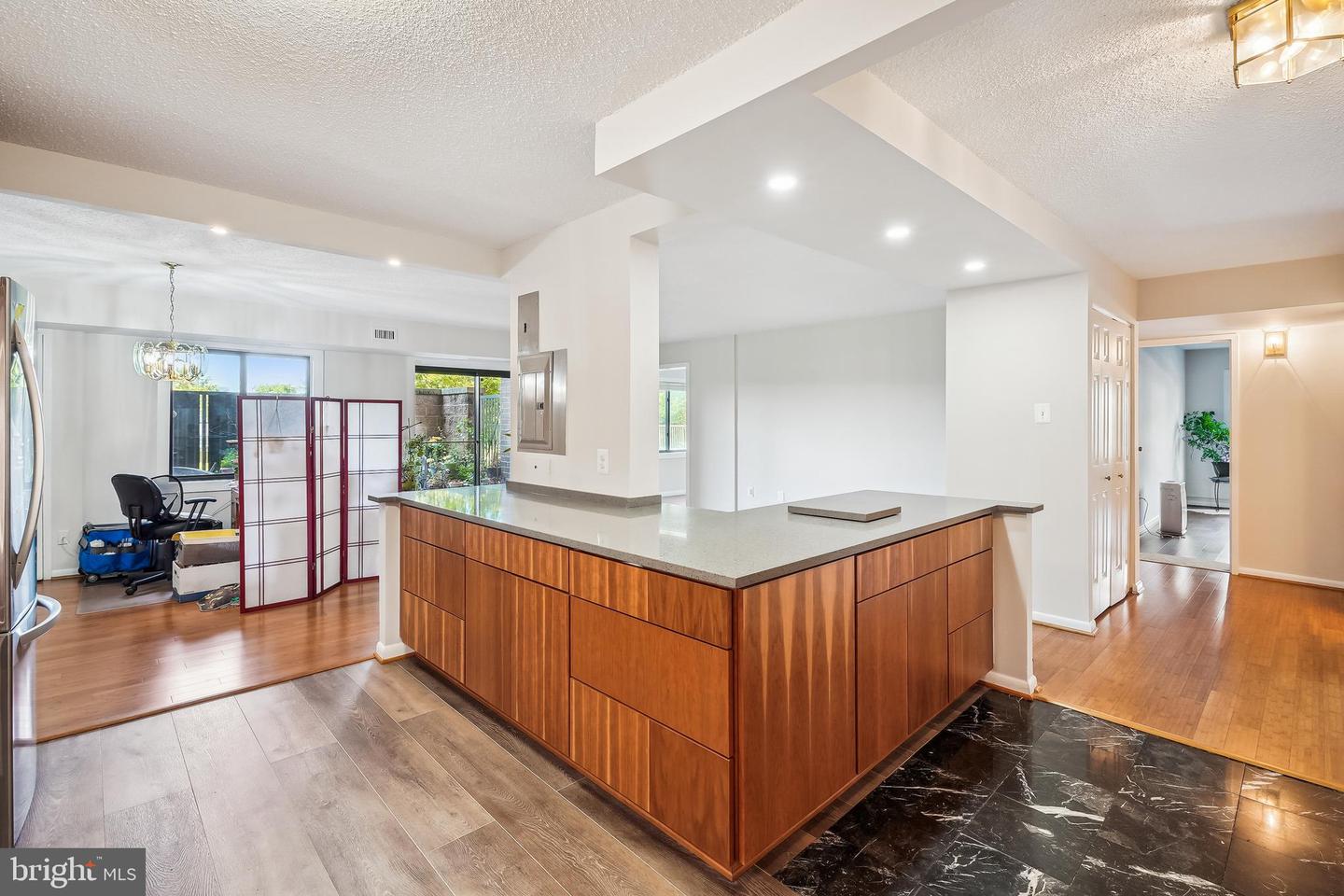 200 N PICKETT ST #108, ALEXANDRIA, Virginia 22304, 2 Bedrooms Bedrooms, ,2 BathroomsBathrooms,Residential,For sale,200 N PICKETT ST #108,VAAX2047004 MLS # VAAX2047004