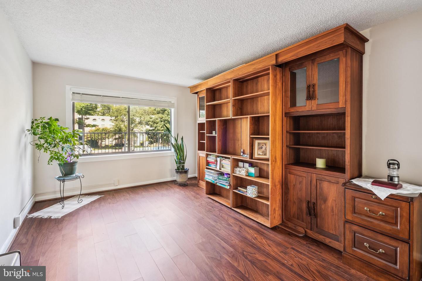 200 N PICKETT ST #108, ALEXANDRIA, Virginia 22304, 2 Bedrooms Bedrooms, ,2 BathroomsBathrooms,Residential,For sale,200 N PICKETT ST #108,VAAX2047004 MLS # VAAX2047004
