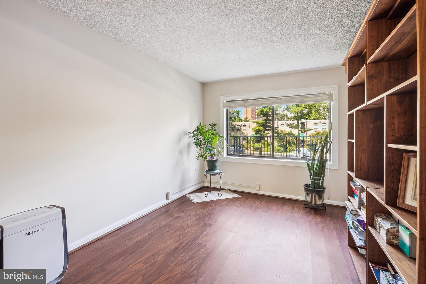 200 N PICKETT ST #108, ALEXANDRIA, Virginia 22304, 2 Bedrooms Bedrooms, ,2 BathroomsBathrooms,Residential,For sale,200 N PICKETT ST #108,VAAX2047004 MLS # VAAX2047004