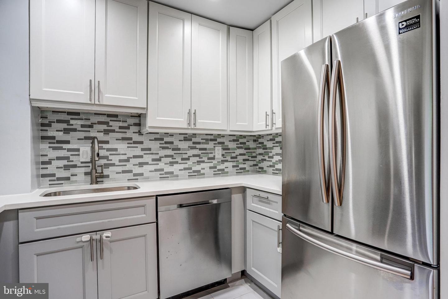 857 3RD ST SW #104, WASHINGTON, District Of Columbia 20024, 3 Bedrooms Bedrooms, ,2 BathroomsBathrooms,Residential,For sale,857 3RD ST SW #104,DCDC2208192 MLS # DCDC2208192
