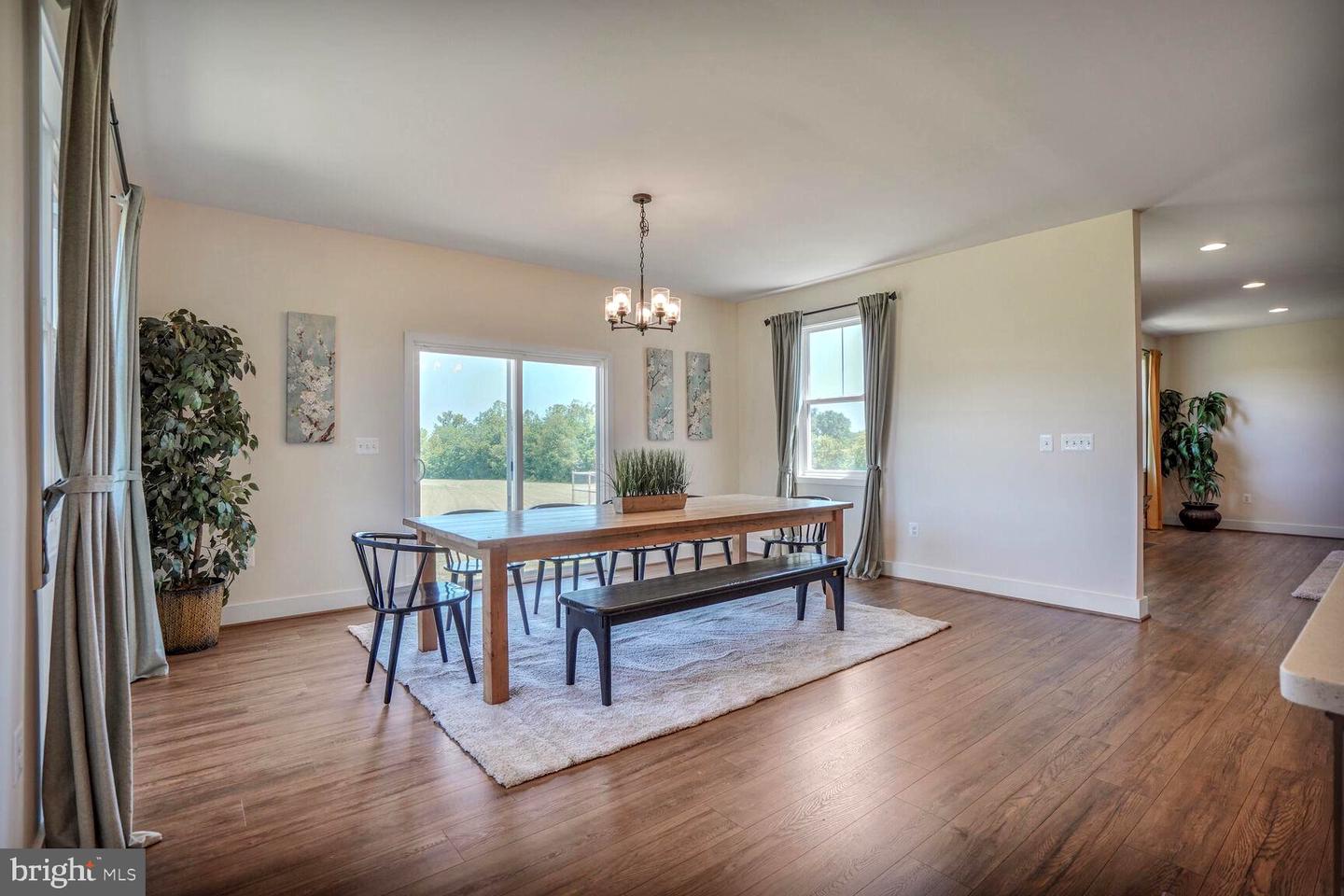11100 SLATE LANDING LN, NOKESVILLE, Virginia 20181, 5 Bedrooms Bedrooms, ,4 BathroomsBathrooms,Residential,For sale,11100 SLATE LANDING LN,VAPW2098200 MLS # VAPW2098200