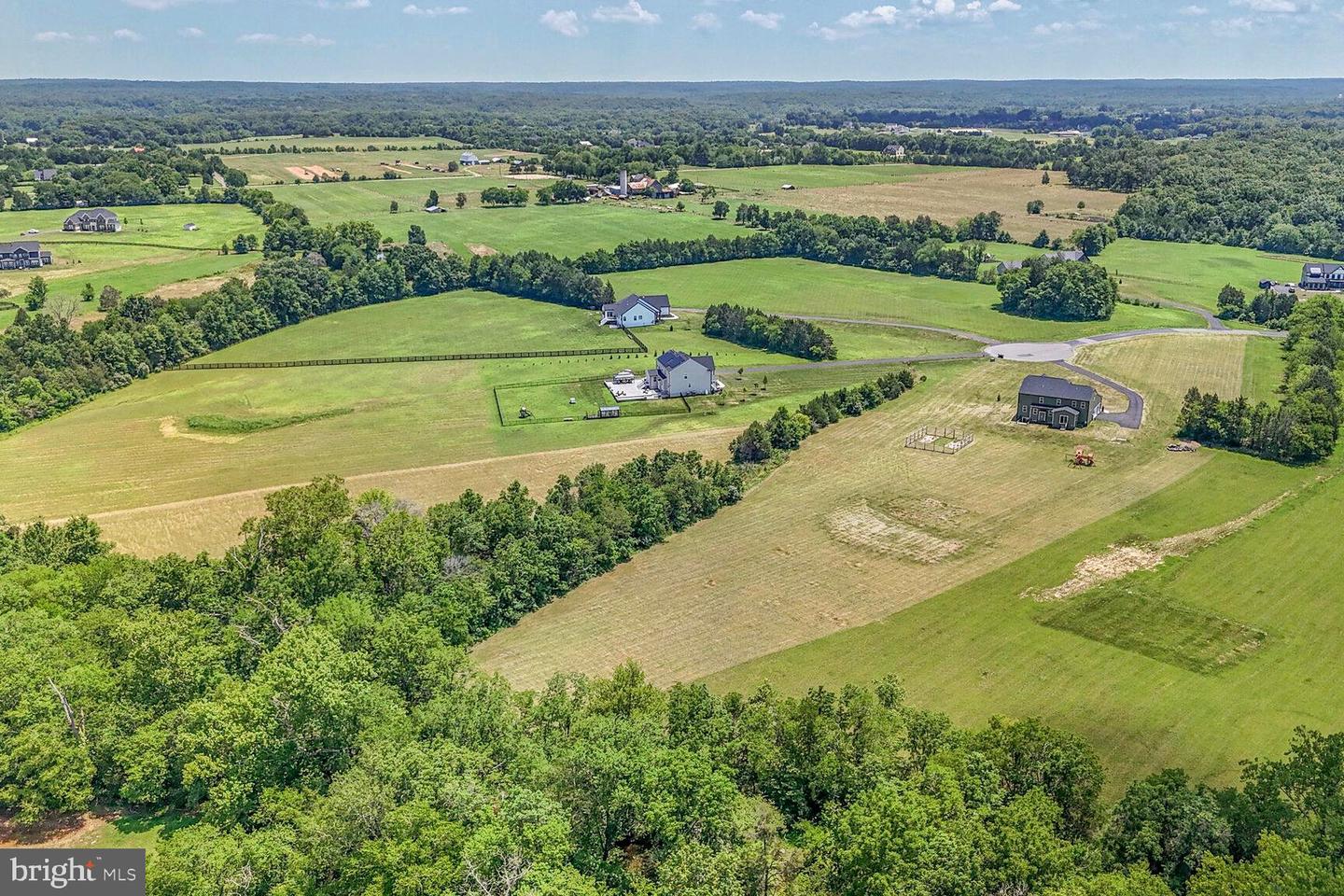 11100 SLATE LANDING LN, NOKESVILLE, Virginia 20181, 5 Bedrooms Bedrooms, ,4 BathroomsBathrooms,Residential,For sale,11100 SLATE LANDING LN,VAPW2098200 MLS # VAPW2098200