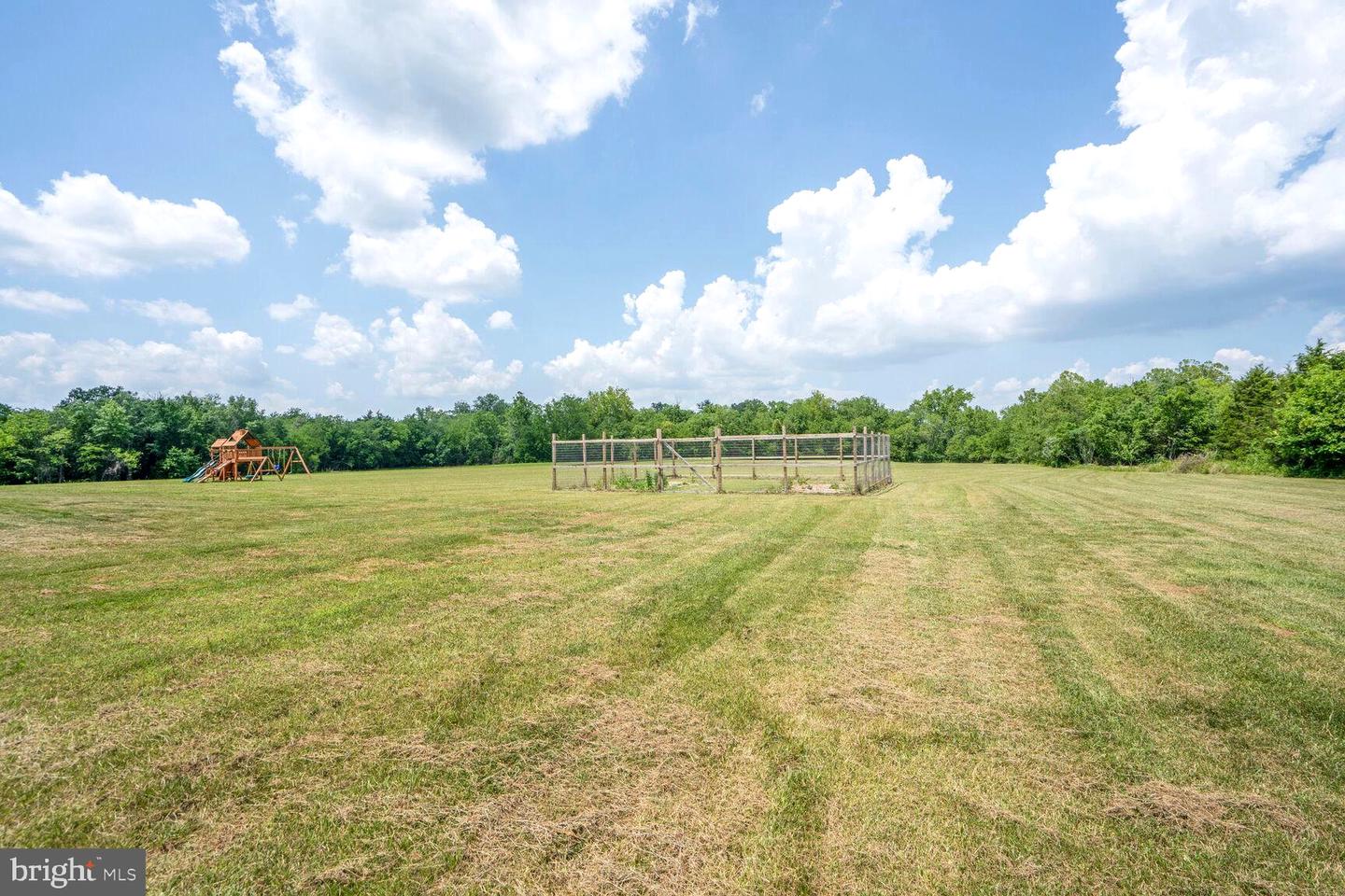 11100 SLATE LANDING LN, NOKESVILLE, Virginia 20181, 5 Bedrooms Bedrooms, ,4 BathroomsBathrooms,Residential,For sale,11100 SLATE LANDING LN,VAPW2098200 MLS # VAPW2098200