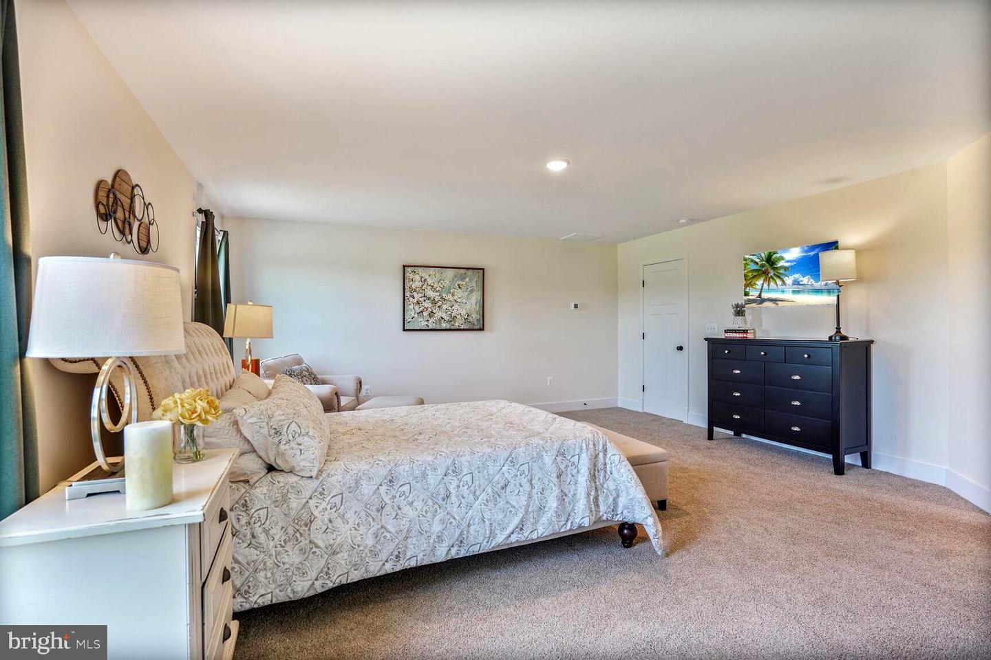 11100 SLATE LANDING LN, NOKESVILLE, Virginia 20181, 5 Bedrooms Bedrooms, ,4 BathroomsBathrooms,Residential,For sale,11100 SLATE LANDING LN,VAPW2098200 MLS # VAPW2098200