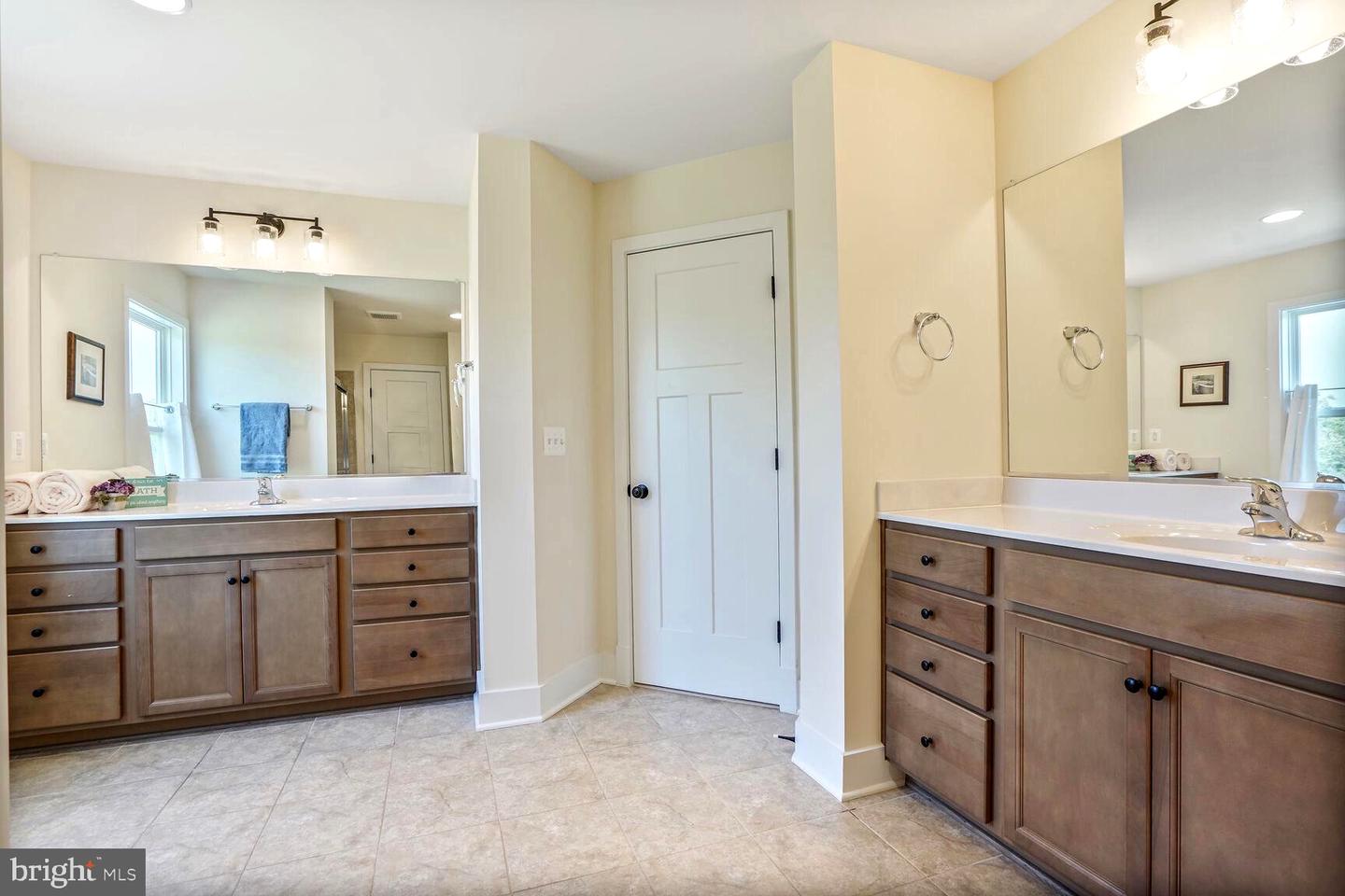 11100 SLATE LANDING LN, NOKESVILLE, Virginia 20181, 5 Bedrooms Bedrooms, ,4 BathroomsBathrooms,Residential,For sale,11100 SLATE LANDING LN,VAPW2098200 MLS # VAPW2098200