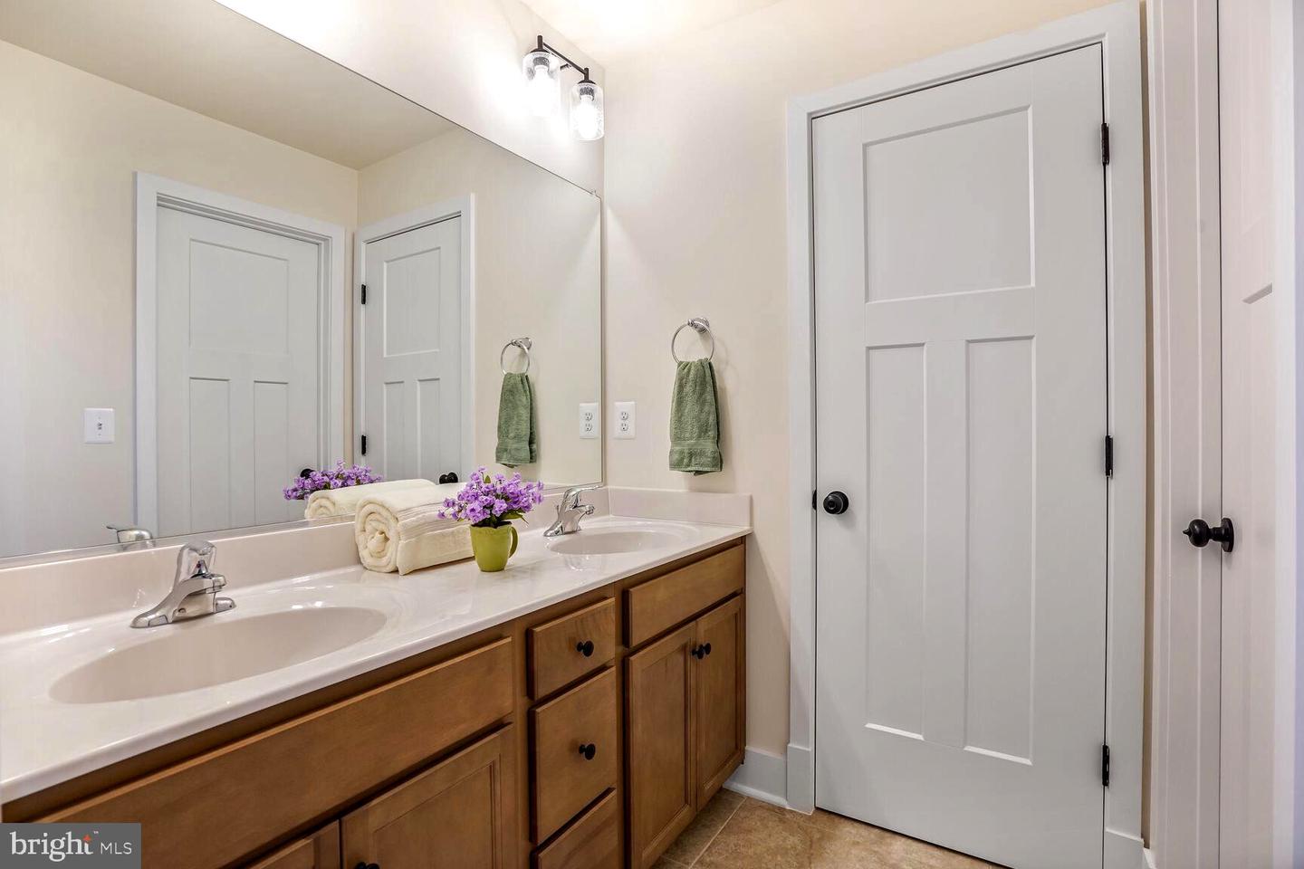 11100 SLATE LANDING LN, NOKESVILLE, Virginia 20181, 5 Bedrooms Bedrooms, ,4 BathroomsBathrooms,Residential,For sale,11100 SLATE LANDING LN,VAPW2098200 MLS # VAPW2098200
