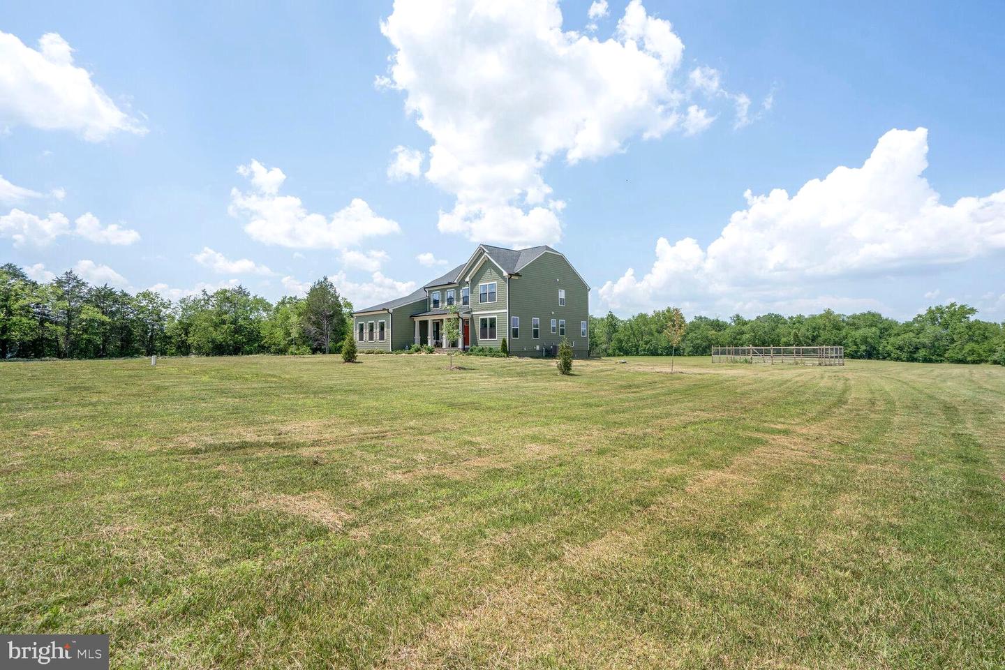 11100 SLATE LANDING LN, NOKESVILLE, Virginia 20181, 5 Bedrooms Bedrooms, ,4 BathroomsBathrooms,Residential,For sale,11100 SLATE LANDING LN,VAPW2098200 MLS # VAPW2098200