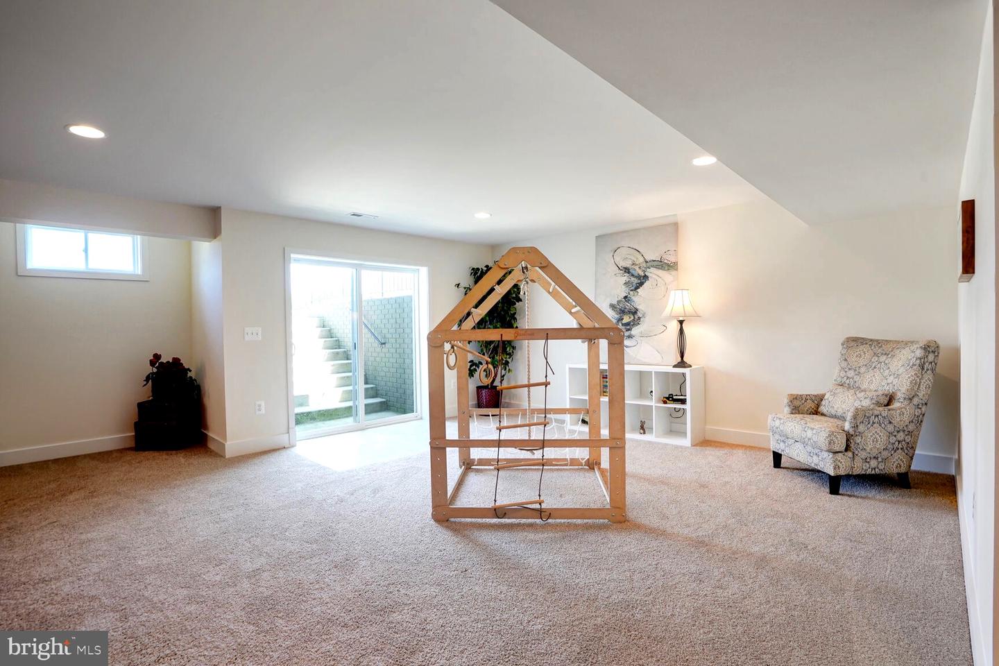 11100 SLATE LANDING LN, NOKESVILLE, Virginia 20181, 5 Bedrooms Bedrooms, ,4 BathroomsBathrooms,Residential,For sale,11100 SLATE LANDING LN,VAPW2098200 MLS # VAPW2098200