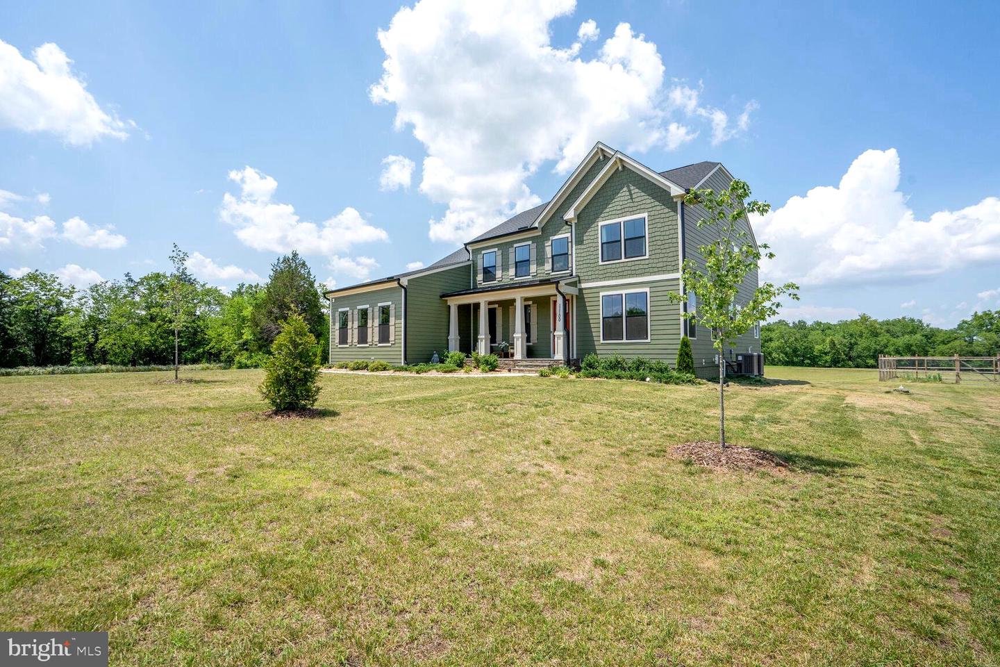 11100 SLATE LANDING LN, NOKESVILLE, Virginia 20181, 5 Bedrooms Bedrooms, ,4 BathroomsBathrooms,Residential,For sale,11100 SLATE LANDING LN,VAPW2098200 MLS # VAPW2098200