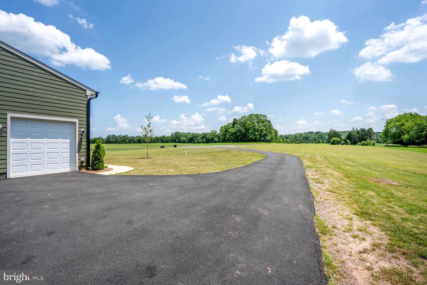11100 SLATE LANDING LN, NOKESVILLE, Virginia 20181, 5 Bedrooms Bedrooms, ,4 BathroomsBathrooms,Residential,For sale,11100 SLATE LANDING LN,VAPW2098200 MLS # VAPW2098200