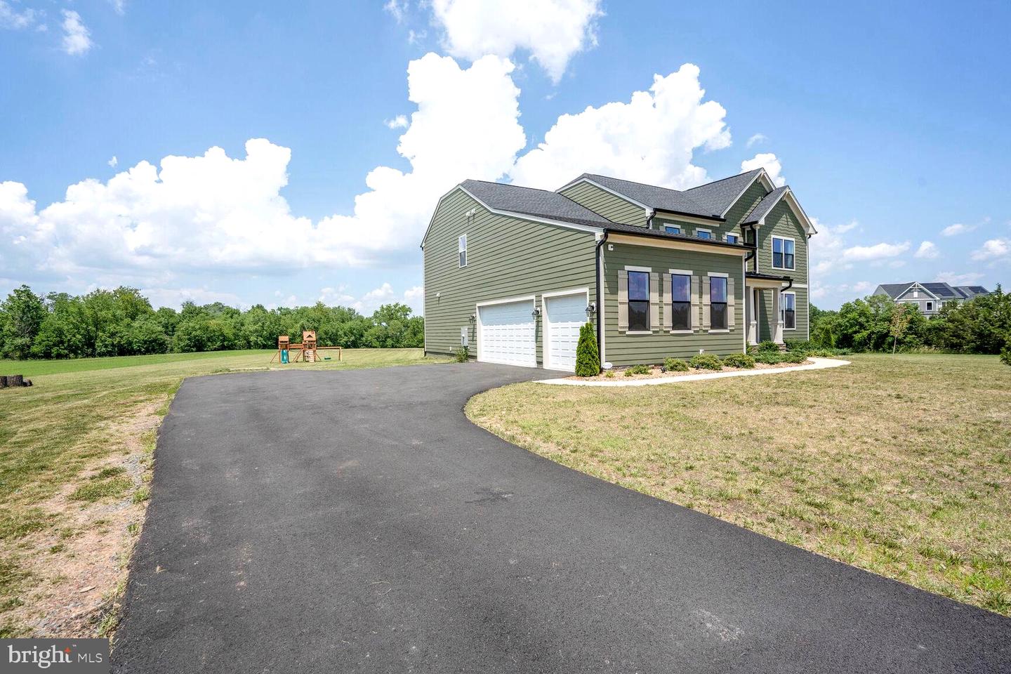11100 SLATE LANDING LN, NOKESVILLE, Virginia 20181, 5 Bedrooms Bedrooms, ,4 BathroomsBathrooms,Residential,For sale,11100 SLATE LANDING LN,VAPW2098200 MLS # VAPW2098200