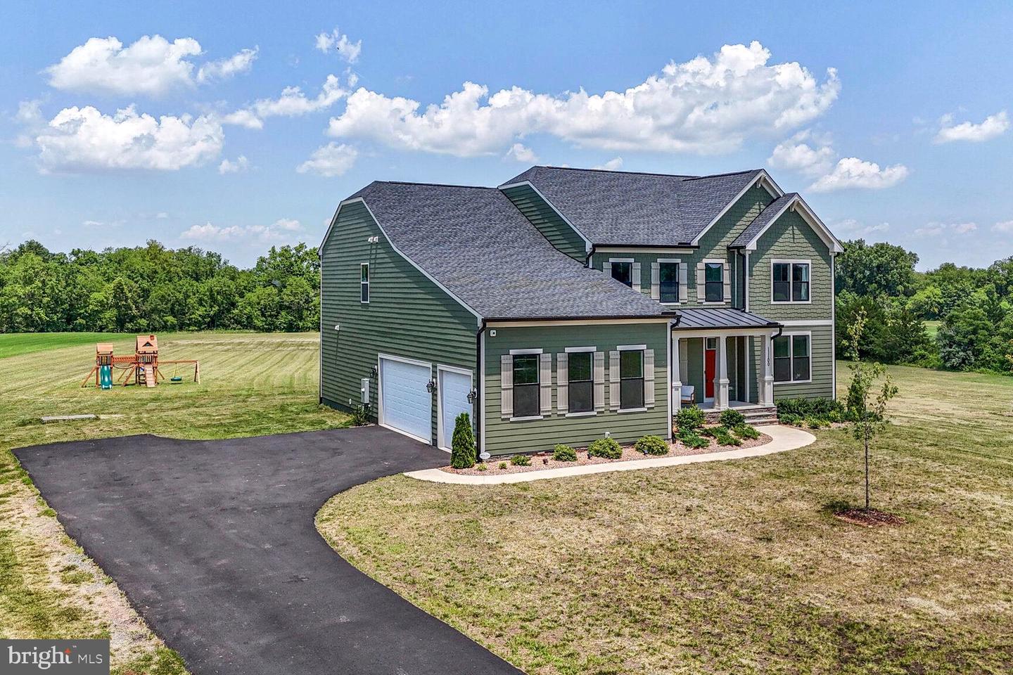 11100 SLATE LANDING LN, NOKESVILLE, Virginia 20181, 5 Bedrooms Bedrooms, ,4 BathroomsBathrooms,Residential,For sale,11100 SLATE LANDING LN,VAPW2098200 MLS # VAPW2098200