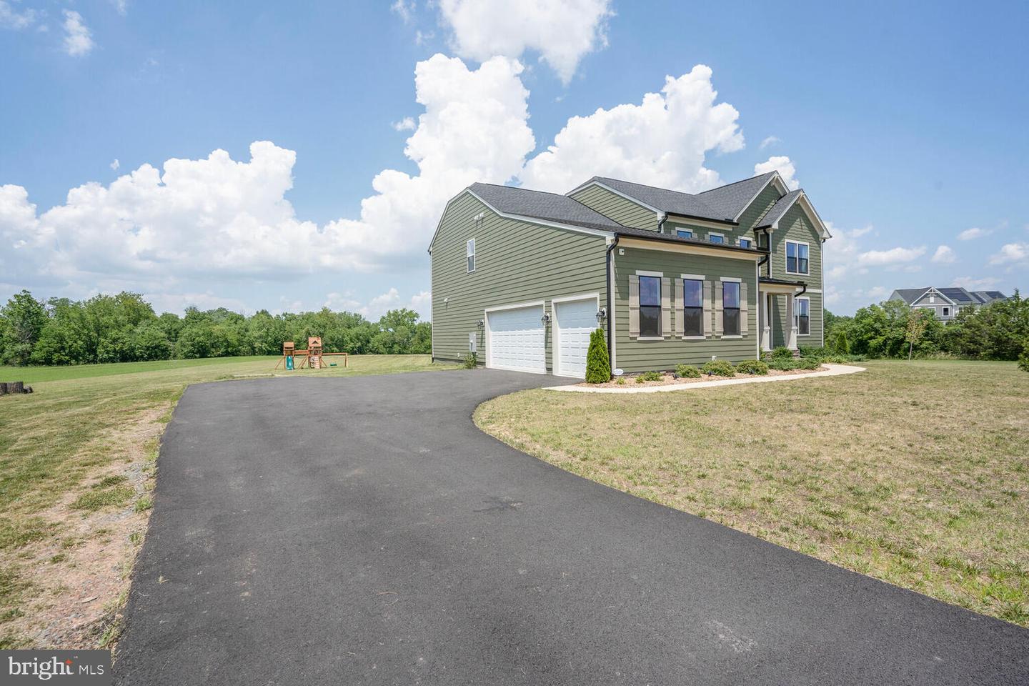 11100 SLATE LANDING LN, NOKESVILLE, Virginia 20181, 5 Bedrooms Bedrooms, ,4 BathroomsBathrooms,Residential,For sale,11100 SLATE LANDING LN,VAPW2098200 MLS # VAPW2098200