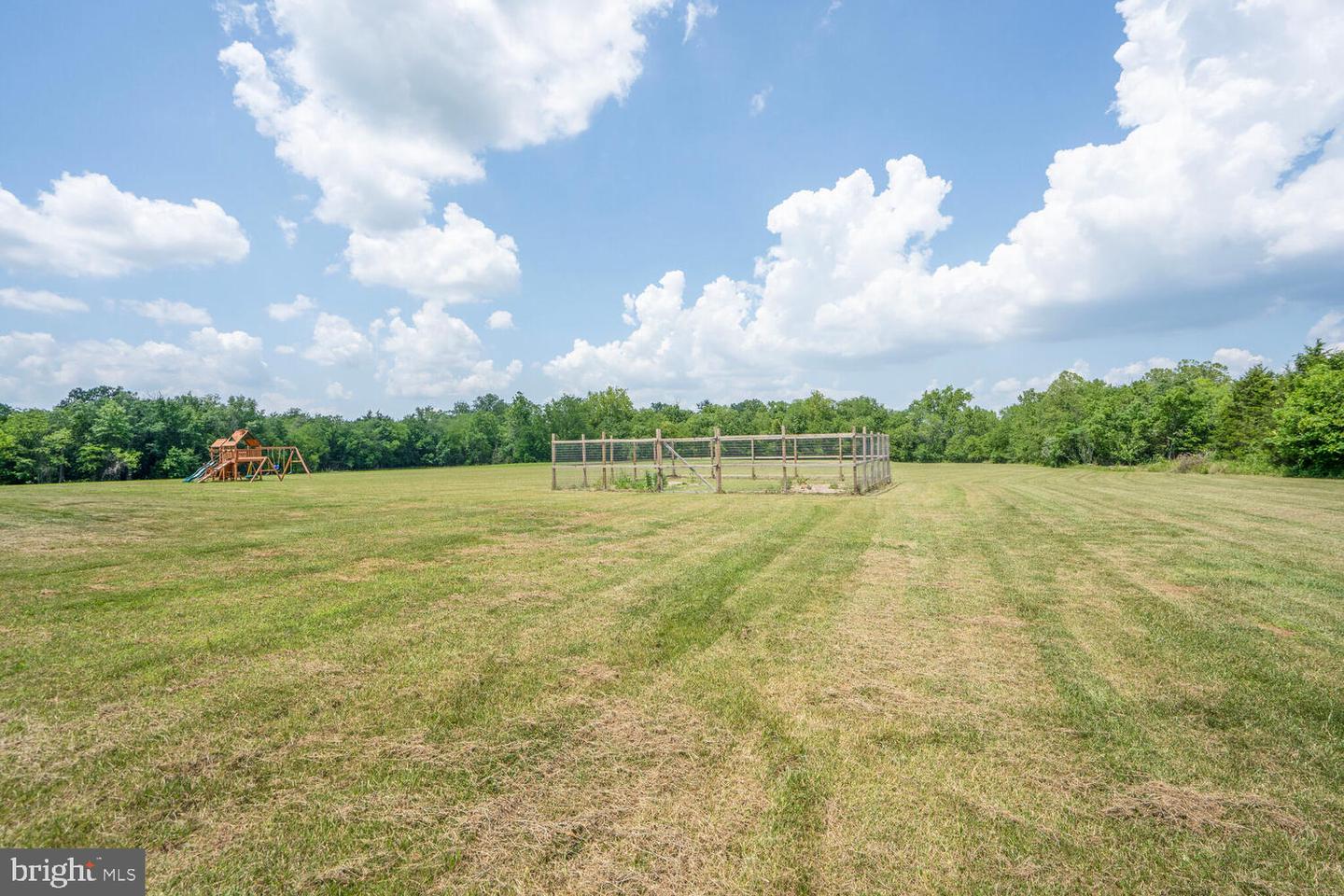 11100 SLATE LANDING LN, NOKESVILLE, Virginia 20181, 5 Bedrooms Bedrooms, ,4 BathroomsBathrooms,Residential,For sale,11100 SLATE LANDING LN,VAPW2098200 MLS # VAPW2098200