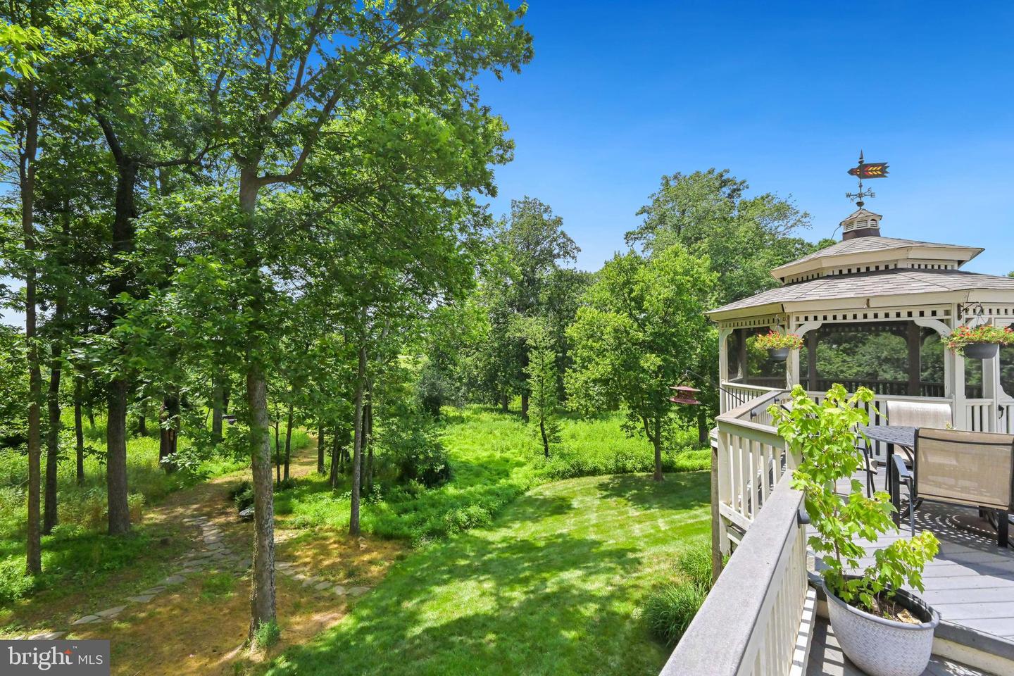 40623 CANONGATE DR, LEESBURG, Virginia 20175, 4 Bedrooms Bedrooms, ,5 BathroomsBathrooms,Residential,For sale,40623 CANONGATE DR,VALO2100772 MLS # VALO2100772