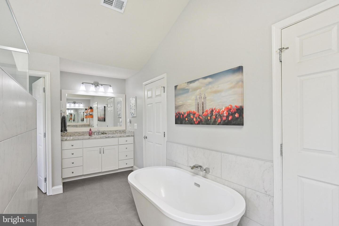 40623 CANONGATE DR, LEESBURG, Virginia 20175, 4 Bedrooms Bedrooms, ,5 BathroomsBathrooms,Residential,For sale,40623 CANONGATE DR,VALO2100772 MLS # VALO2100772