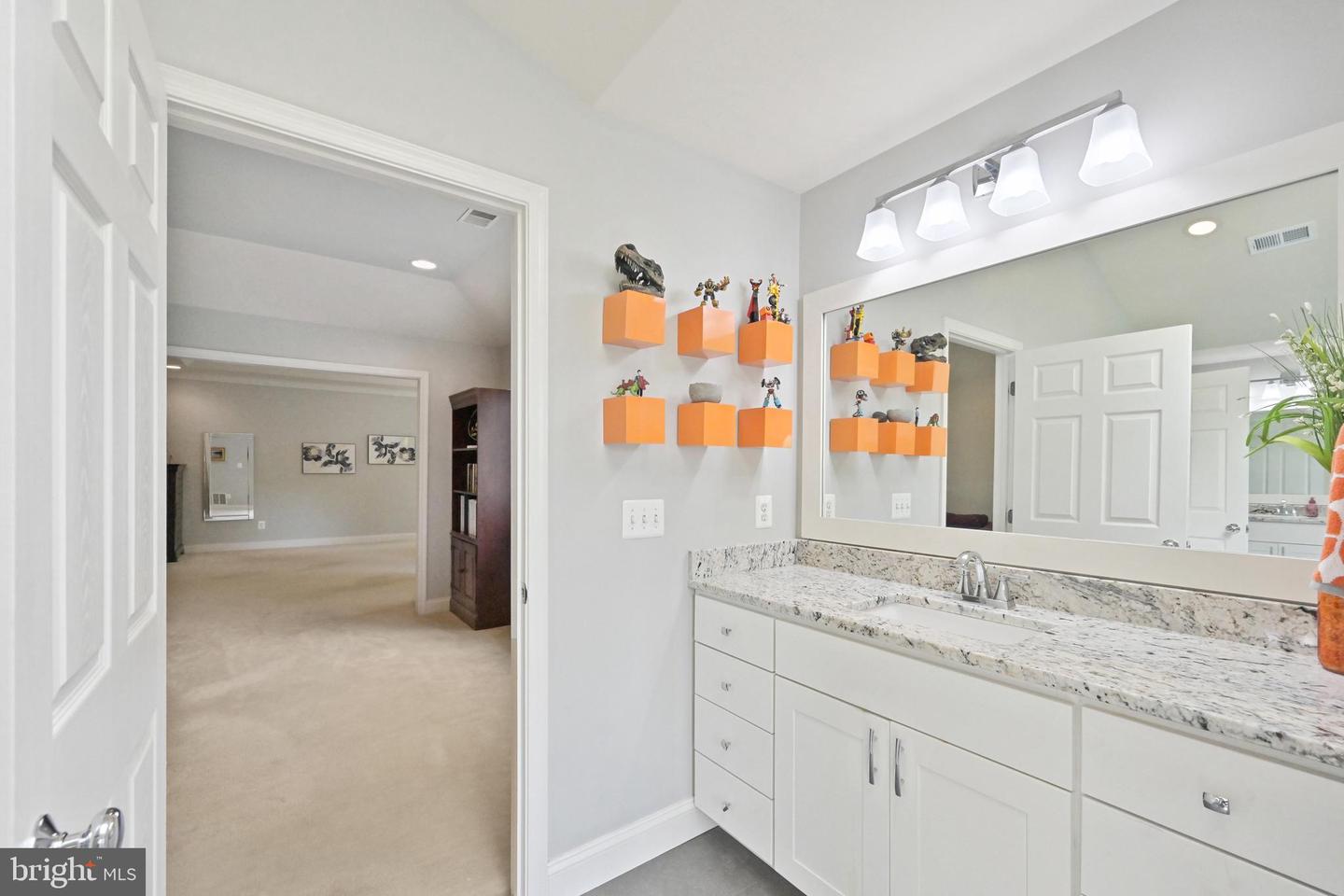 40623 CANONGATE DR, LEESBURG, Virginia 20175, 4 Bedrooms Bedrooms, ,5 BathroomsBathrooms,Residential,For sale,40623 CANONGATE DR,VALO2100772 MLS # VALO2100772