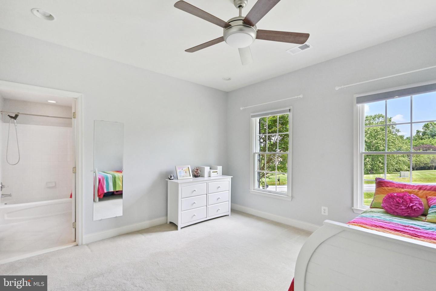 40623 CANONGATE DR, LEESBURG, Virginia 20175, 4 Bedrooms Bedrooms, ,5 BathroomsBathrooms,Residential,For sale,40623 CANONGATE DR,VALO2100772 MLS # VALO2100772