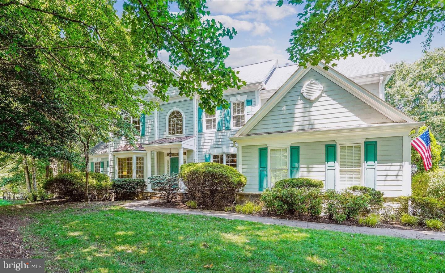 3206 WHEATLAND FARMS DR, OAKTON, Virginia 22124, 5 Bedrooms Bedrooms, ,4 BathroomsBathrooms,Residential,For sale,3206 WHEATLAND FARMS DR,VAFX2252656 MLS # VAFX2252656