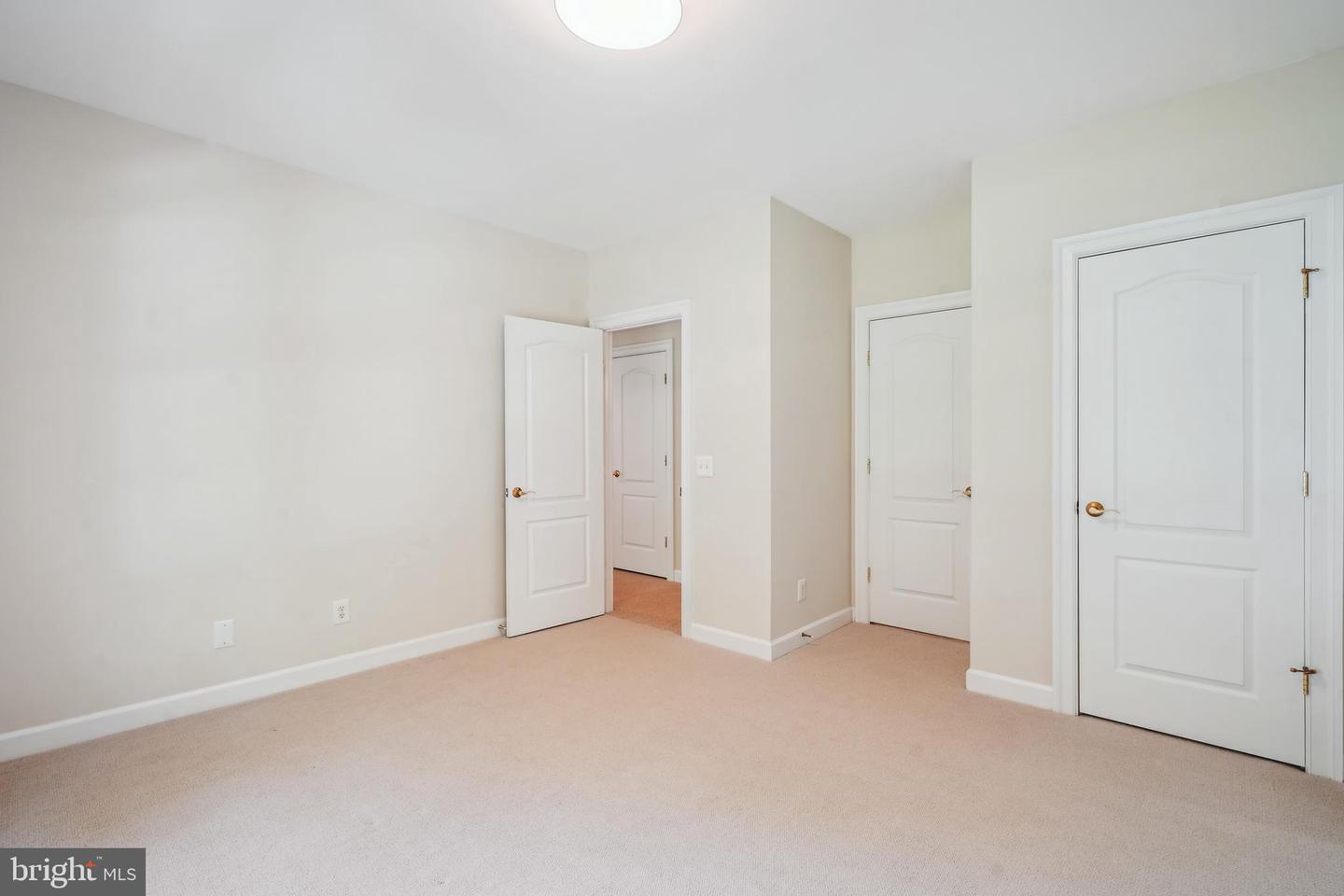 3206 WHEATLAND FARMS DR, OAKTON, Virginia 22124, 5 Bedrooms Bedrooms, ,4 BathroomsBathrooms,Residential,For sale,3206 WHEATLAND FARMS DR,VAFX2252656 MLS # VAFX2252656