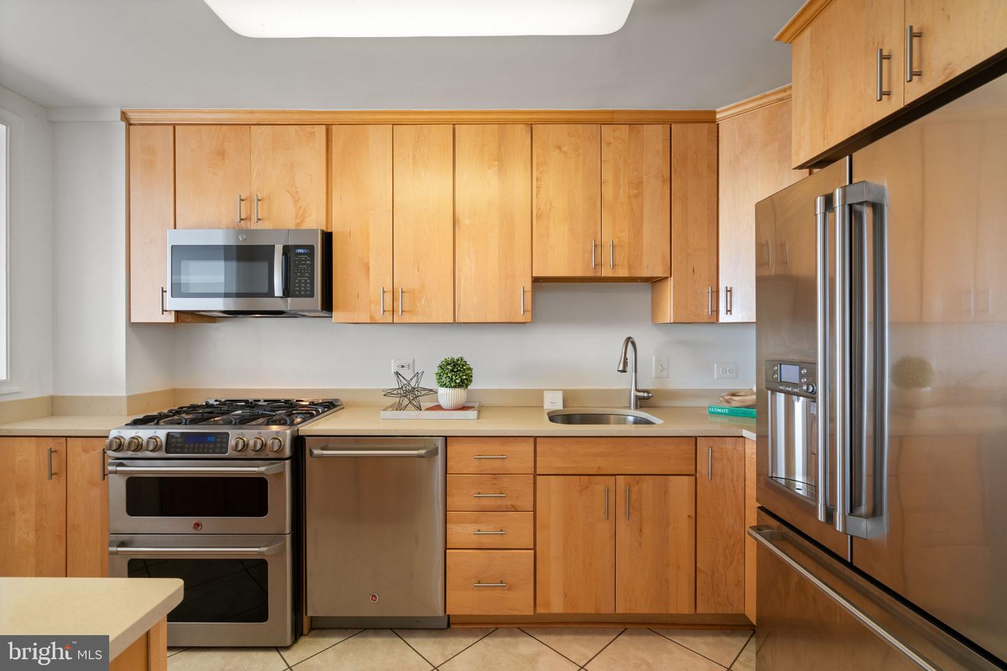 1200 N NASH ST N #1125, ARLINGTON, Virginia 22209, 2 Bedrooms Bedrooms, ,2 BathroomsBathrooms,Residential,For sale,1200 N NASH ST N #1125,VAAR2060010 MLS # VAAR2060010