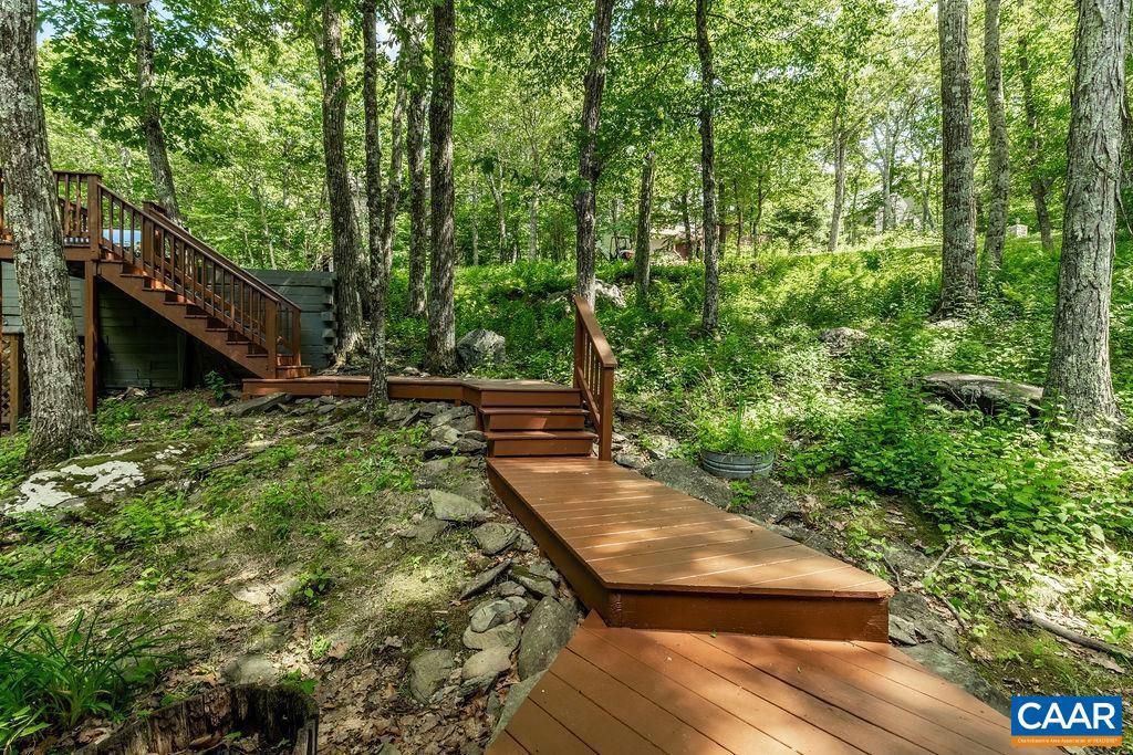 475 EAST CATOCTIN DR, WINTERGREEN RESORT, Virginia 22967, 3 Bedrooms Bedrooms, ,3 BathroomsBathrooms,Residential,For sale,475 EAST CATOCTIN DR,666264 MLS # 666264