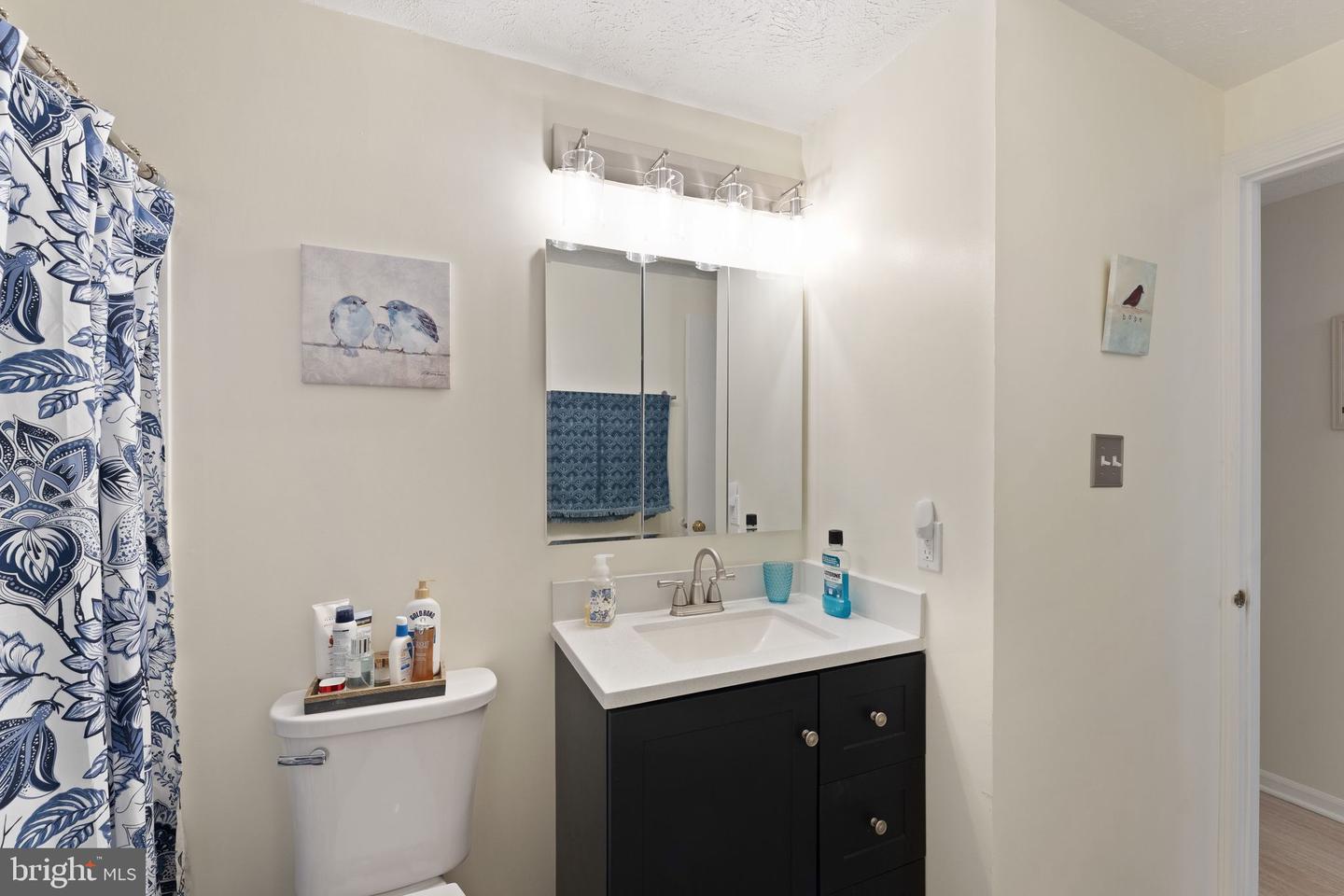 209 RECTOR ST, STERLING, Virginia 20164, 4 Bedrooms Bedrooms, ,2 BathroomsBathrooms,Residential,For sale,209 RECTOR ST,VALO2100888 MLS # VALO2100888