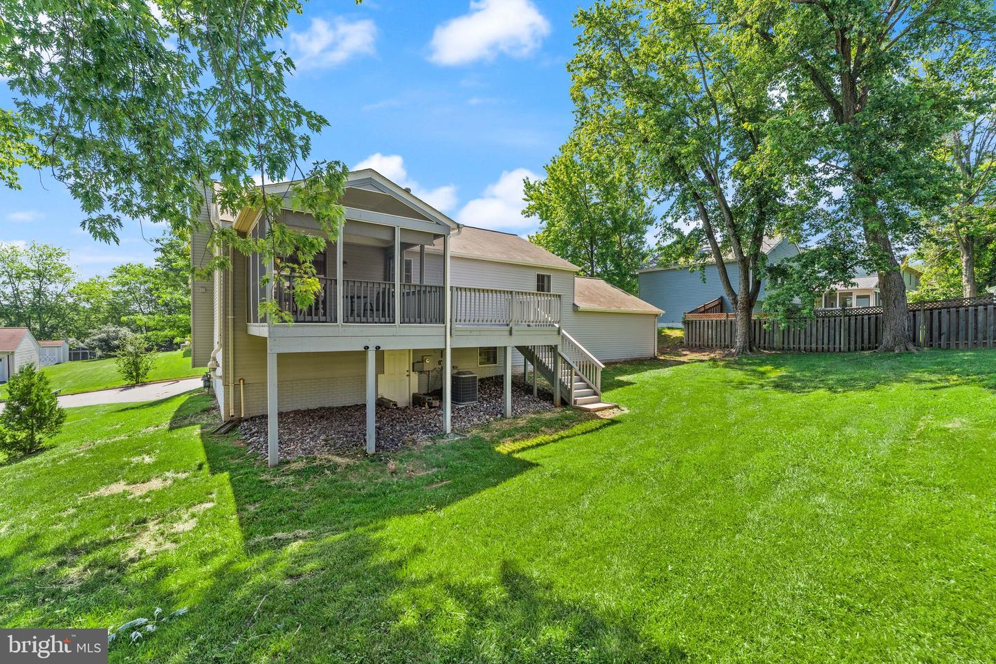 209 RECTOR ST, STERLING, Virginia 20164, 4 Bedrooms Bedrooms, ,2 BathroomsBathrooms,Residential,For sale,209 RECTOR ST,VALO2100888 MLS # VALO2100888