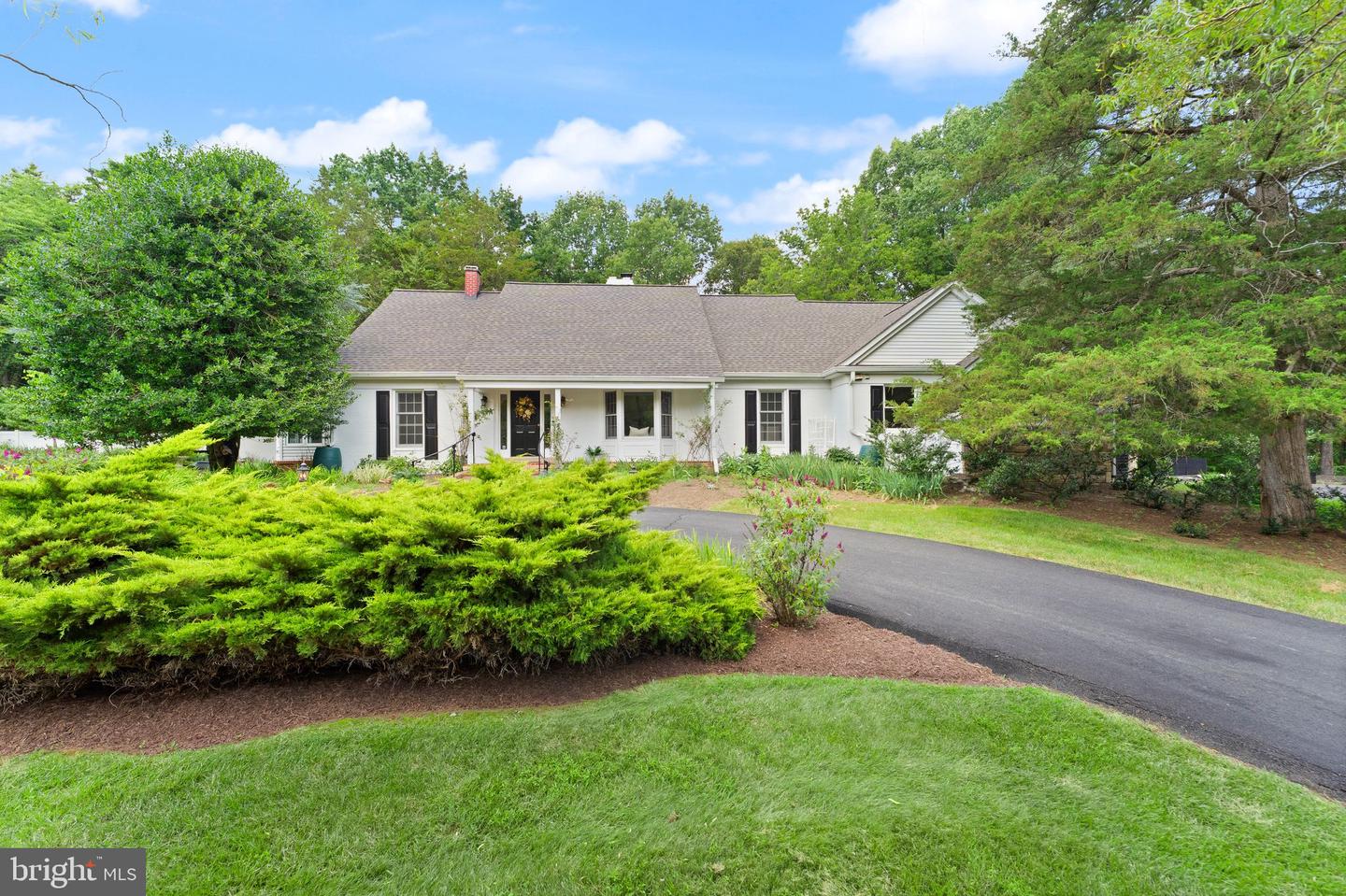 12004 ROBIN DR, CATHARPIN, Virginia 20143, 4 Bedrooms Bedrooms, ,3 BathroomsBathrooms,Residential,For sale,12004 ROBIN DR,VAPW2098358 MLS # VAPW2098358