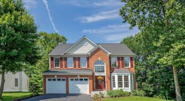 1518 SUMMERSET PL, HERNDON, Virginia 20170, 4 Bedrooms Bedrooms, ,3 BathroomsBathrooms,Residential,For sale,1518 SUMMERSET PL,VAFX2252780 MLS # VAFX2252780