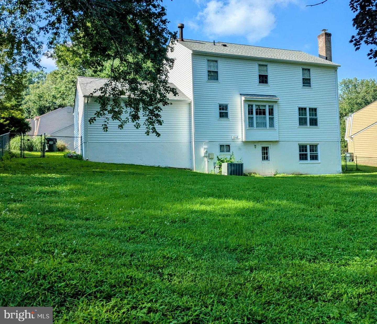 5023 MIGNONETTE CT, ANNANDALE, Virginia 22003, 4 Bedrooms Bedrooms, ,3 BathroomsBathrooms,Residential,For sale,5023 MIGNONETTE CT,VAFX2252970 MLS # VAFX2252970