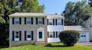 5023 MIGNONETTE CT, ANNANDALE, Virginia 22003, 4 Bedrooms Bedrooms, ,3 BathroomsBathrooms,Residential,For sale,5023 MIGNONETTE CT,VAFX2252970 MLS # VAFX2252970