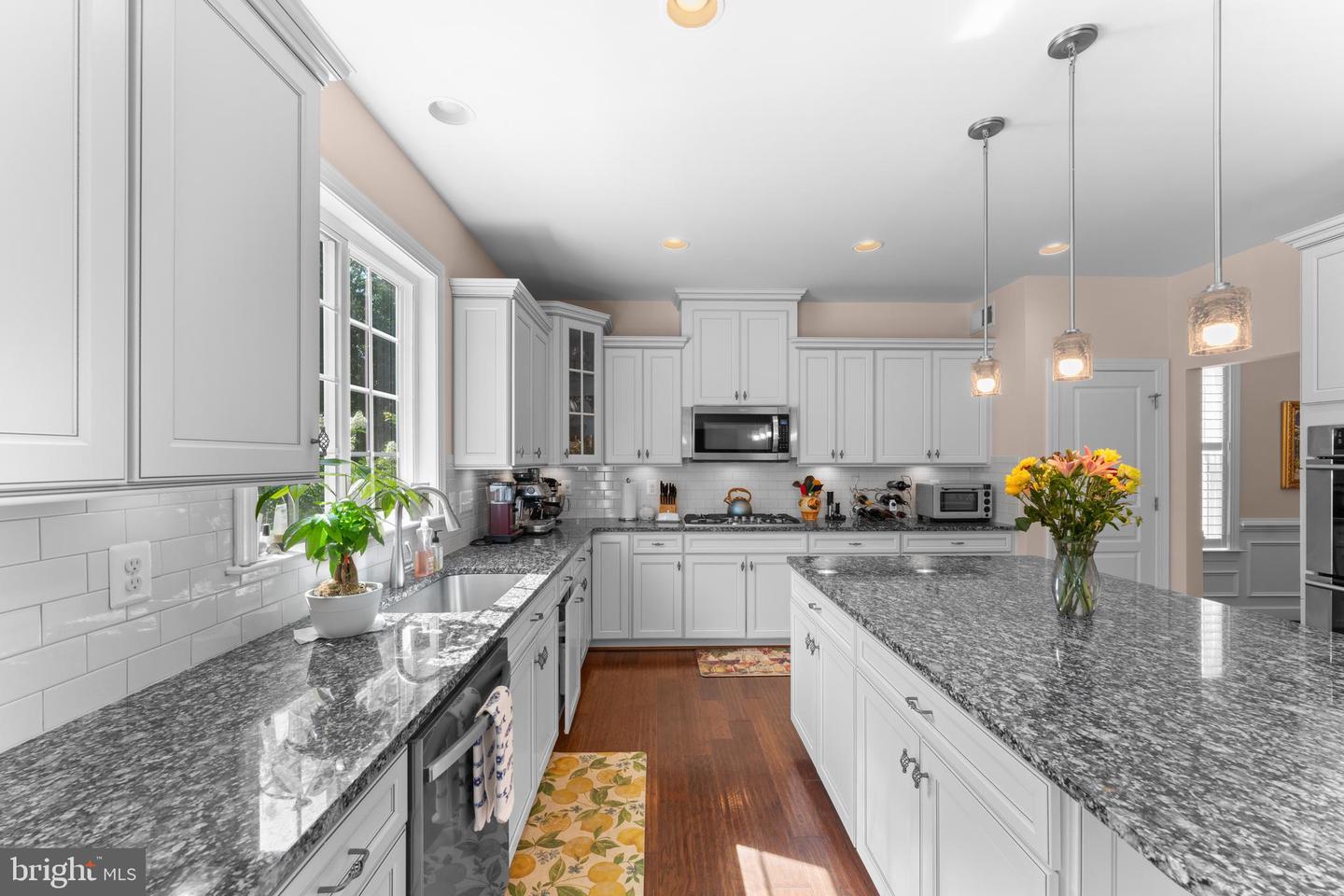 15094 ADDISON LN, WOODBRIDGE, Virginia 22193, 5 Bedrooms Bedrooms, ,4 BathroomsBathrooms,Residential,For sale,15094 ADDISON LN,VAPW2098424 MLS # VAPW2098424