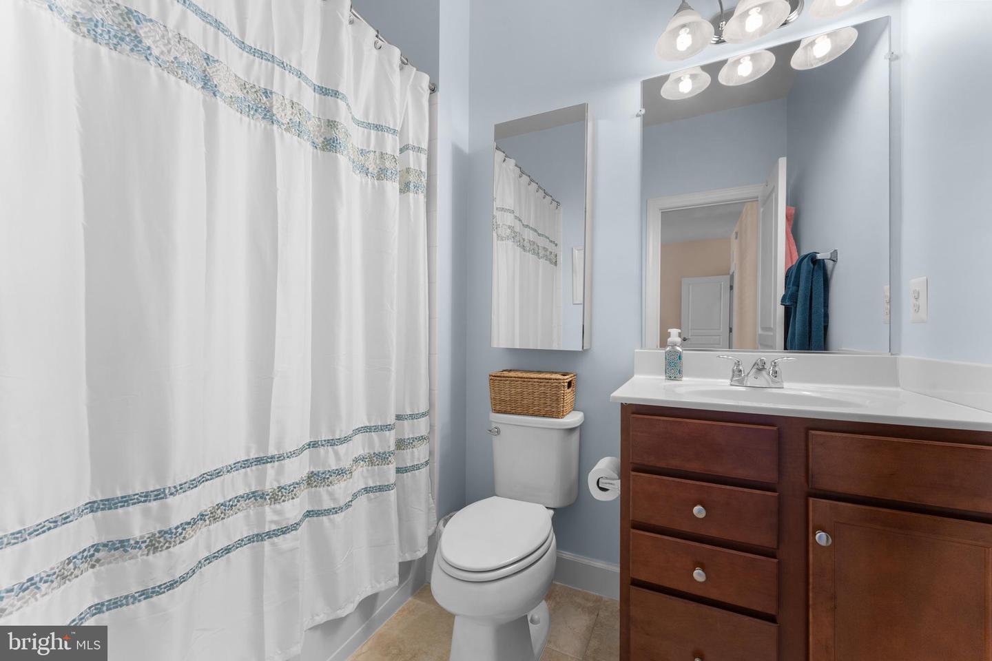 15094 ADDISON LN, WOODBRIDGE, Virginia 22193, 5 Bedrooms Bedrooms, ,4 BathroomsBathrooms,Residential,For sale,15094 ADDISON LN,VAPW2098424 MLS # VAPW2098424