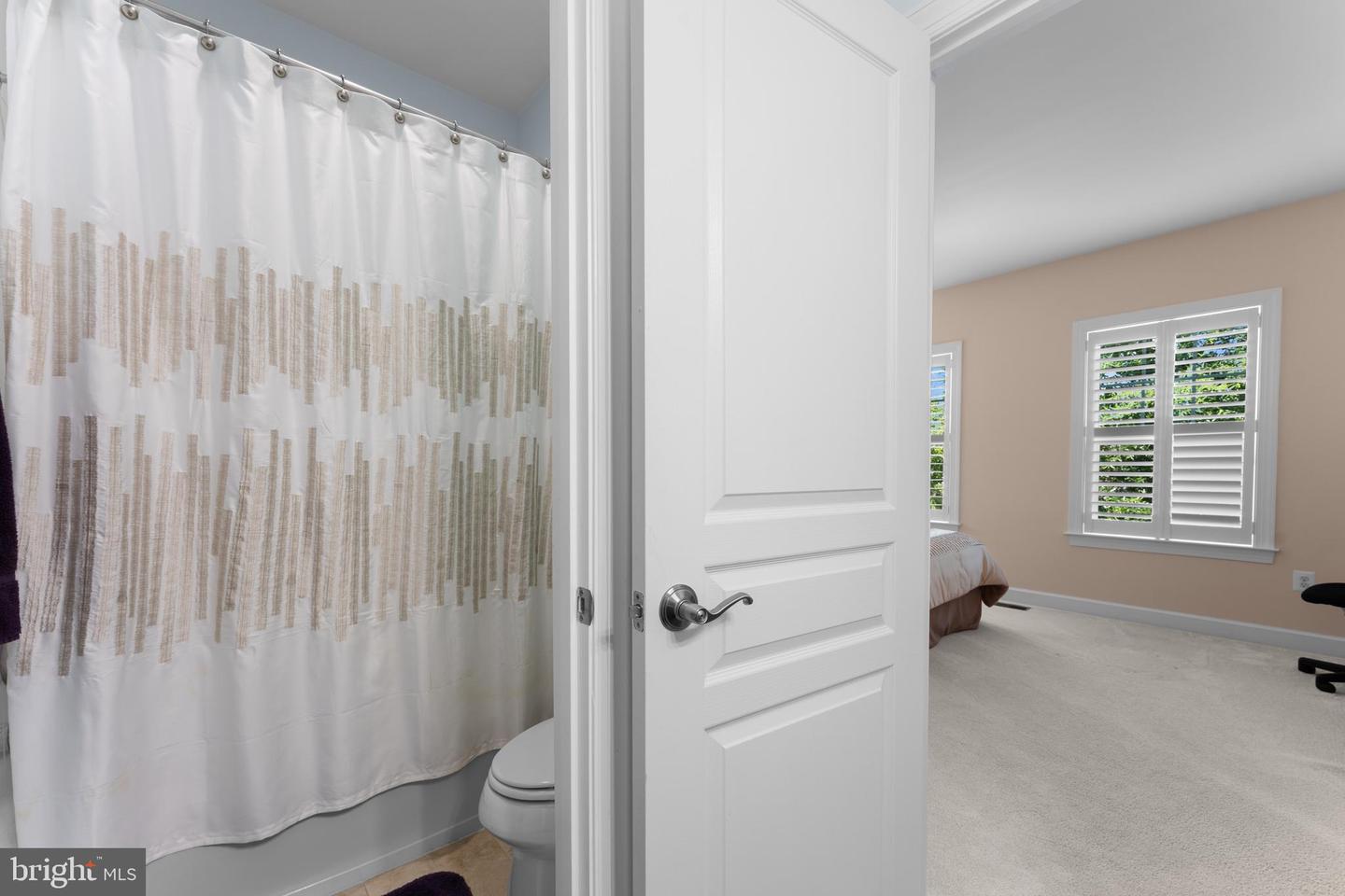15094 ADDISON LN, WOODBRIDGE, Virginia 22193, 5 Bedrooms Bedrooms, ,4 BathroomsBathrooms,Residential,For sale,15094 ADDISON LN,VAPW2098424 MLS # VAPW2098424