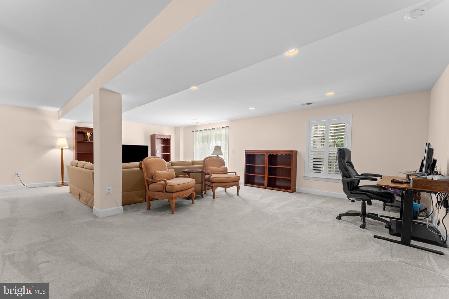 15094 ADDISON LN, WOODBRIDGE, Virginia 22193, 5 Bedrooms Bedrooms, ,4 BathroomsBathrooms,Residential,For sale,15094 ADDISON LN,VAPW2098424 MLS # VAPW2098424