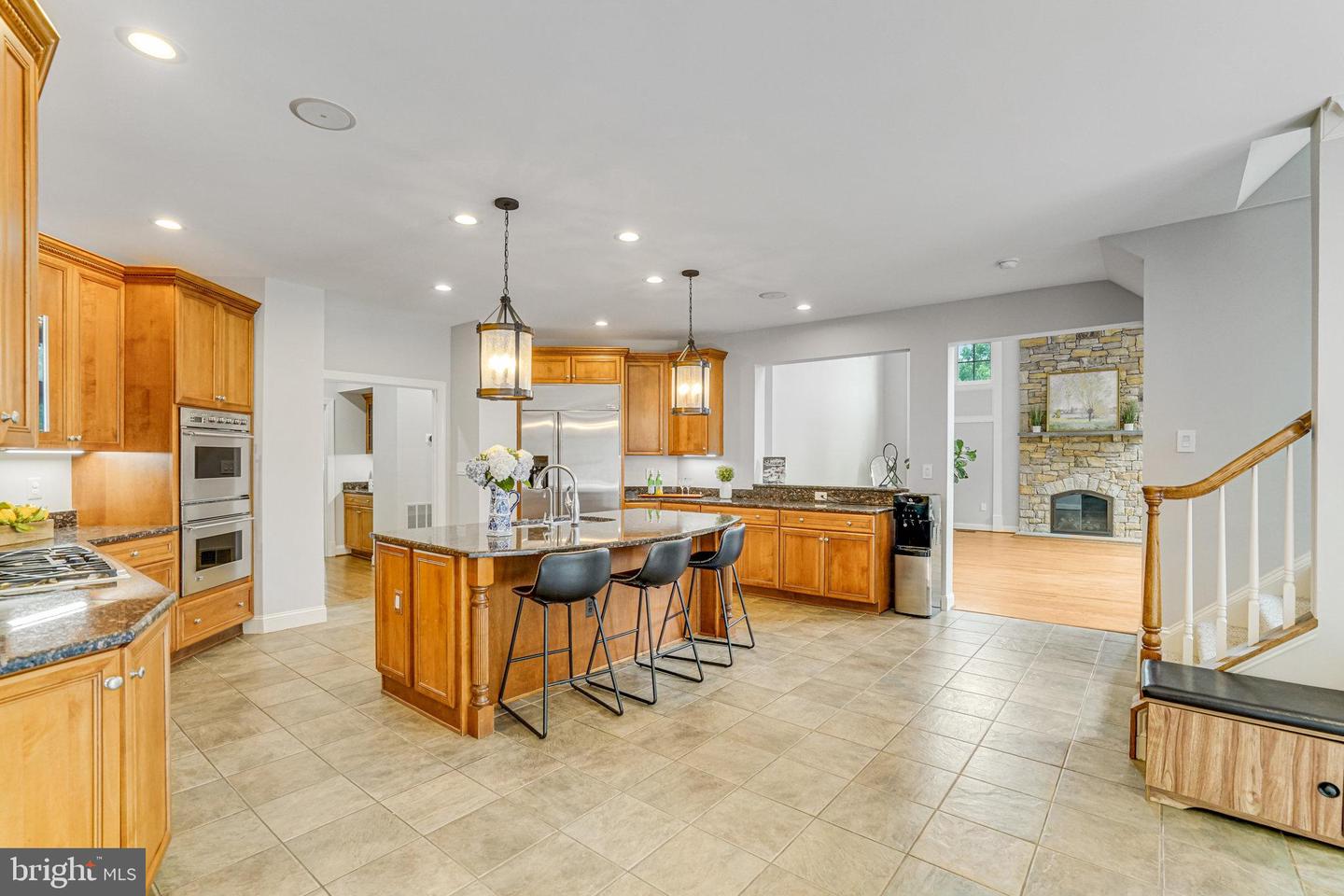 3013 ROSE CREEK CT, OAKTON, Virginia 22124, 4 Bedrooms Bedrooms, 21 Rooms Rooms,4 BathroomsBathrooms,Residential,For sale,3013 ROSE CREEK CT,VAFX2253034 MLS # VAFX2253034