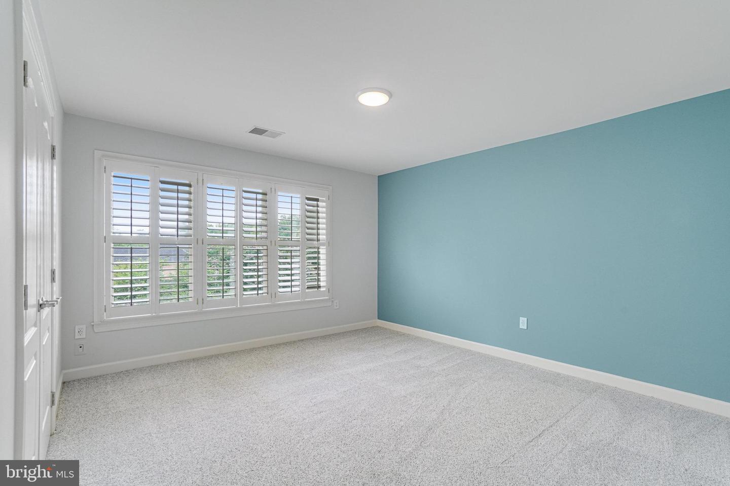 3013 ROSE CREEK CT, OAKTON, Virginia 22124, 4 Bedrooms Bedrooms, 21 Rooms Rooms,4 BathroomsBathrooms,Residential,For sale,3013 ROSE CREEK CT,VAFX2253034 MLS # VAFX2253034
