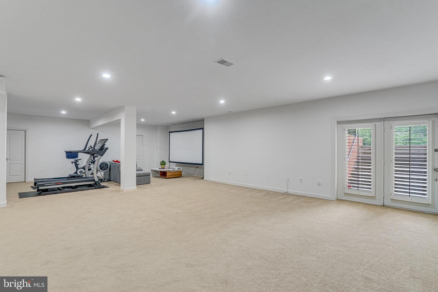 3013 ROSE CREEK CT, OAKTON, Virginia 22124, 4 Bedrooms Bedrooms, 21 Rooms Rooms,4 BathroomsBathrooms,Residential,For sale,3013 ROSE CREEK CT,VAFX2253034 MLS # VAFX2253034