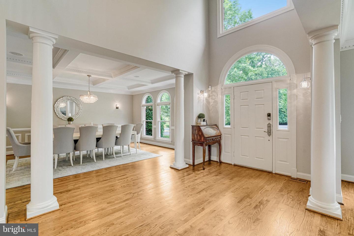3013 ROSE CREEK CT, OAKTON, Virginia 22124, 4 Bedrooms Bedrooms, 21 Rooms Rooms,4 BathroomsBathrooms,Residential,For sale,3013 ROSE CREEK CT,VAFX2253034 MLS # VAFX2253034