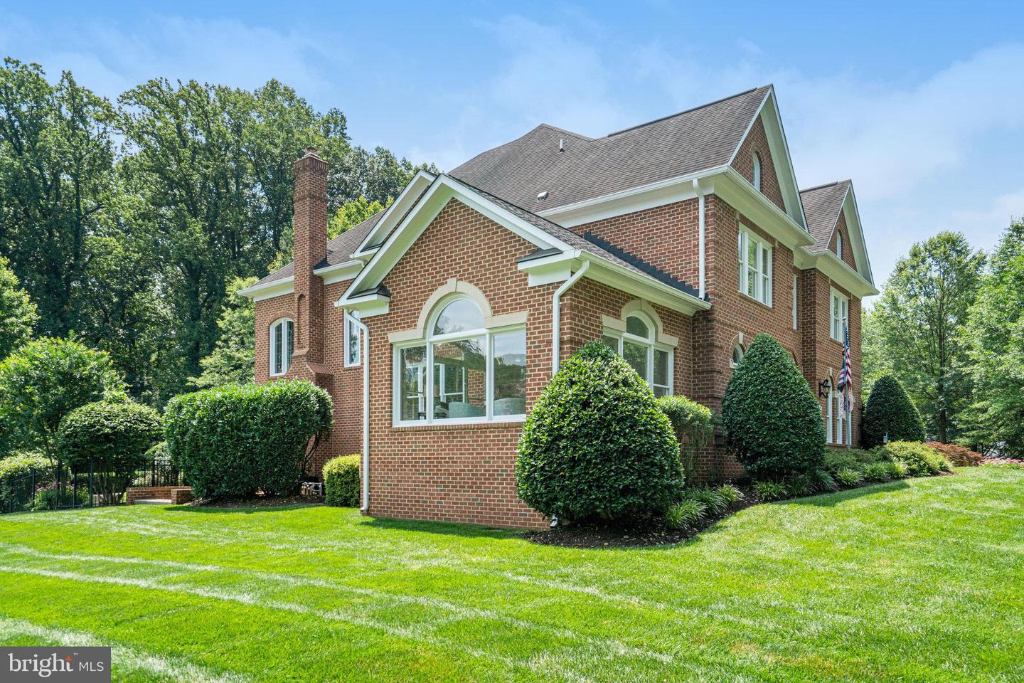3013 ROSE CREEK CT, OAKTON, Virginia 22124, 4 Bedrooms Bedrooms, 21 Rooms Rooms,4 BathroomsBathrooms,Residential,For sale,3013 ROSE CREEK CT,VAFX2253034 MLS # VAFX2253034