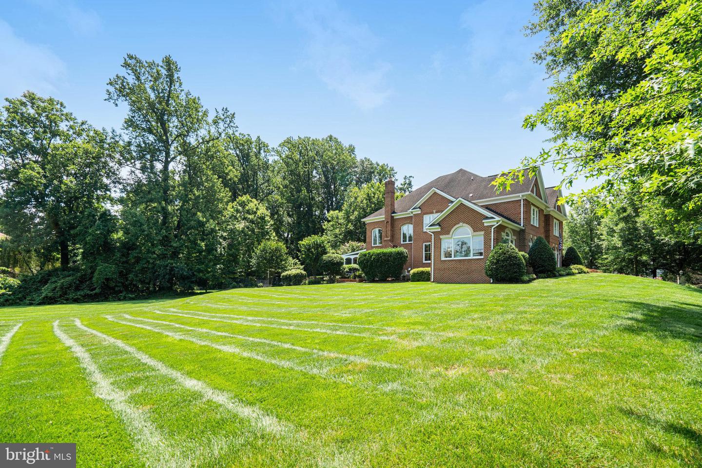 3013 ROSE CREEK CT, OAKTON, Virginia 22124, 4 Bedrooms Bedrooms, 21 Rooms Rooms,4 BathroomsBathrooms,Residential,For sale,3013 ROSE CREEK CT,VAFX2253034 MLS # VAFX2253034