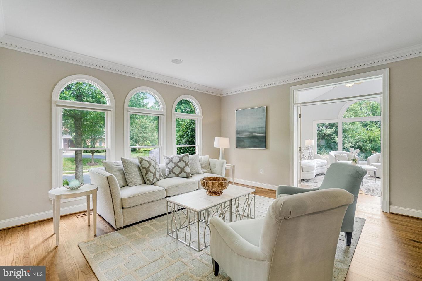 3013 ROSE CREEK CT, OAKTON, Virginia 22124, 4 Bedrooms Bedrooms, 21 Rooms Rooms,4 BathroomsBathrooms,Residential,For sale,3013 ROSE CREEK CT,VAFX2253034 MLS # VAFX2253034