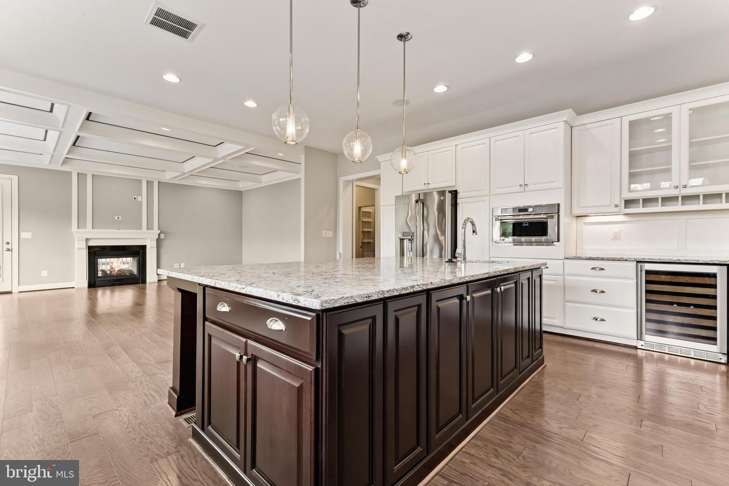26612 MARBURY ESTATES DR, CHANTILLY, Virginia 20152, 4 Bedrooms Bedrooms, ,5 BathroomsBathrooms,Residential,For sale,26612 MARBURY ESTATES DR,VALO2101040 MLS # VALO2101040