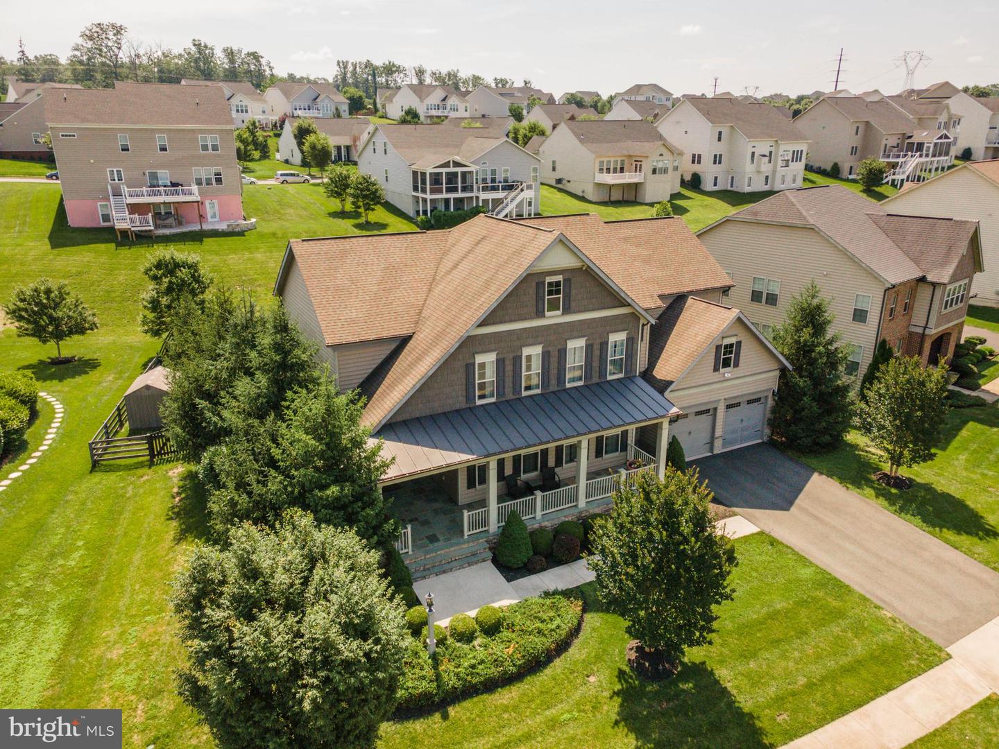 26612 MARBURY ESTATES DR, CHANTILLY, Virginia 20152, 4 Bedrooms Bedrooms, ,5 BathroomsBathrooms,Residential,For sale,26612 MARBURY ESTATES DR,VALO2101040 MLS # VALO2101040